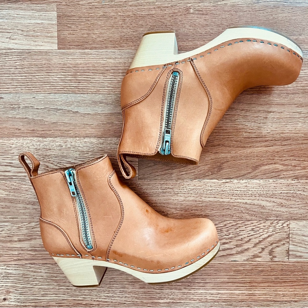 Swedish Hasbeens Cognac Zip it Emy Leather Bootie Clog Size 38